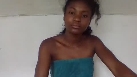 sandricaaa online show from 12/03/25, 04:42