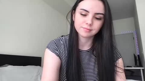 Snapshot of sandrikiss chatting on 03/09/25, 09:03 Sandra online show from 03/09/25, 09:03