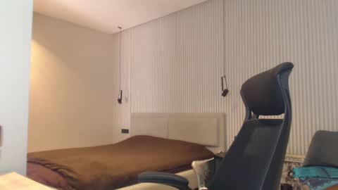 DeAlex online show from 02/12/25, 10:14