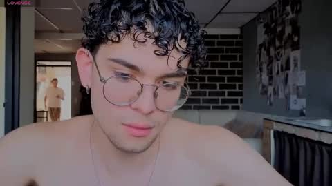 sandro_vitali online show from 04/28/26, 09:09