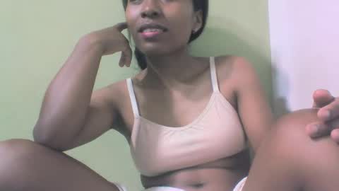 sandy735579 online show from 10/22/25, 07:13