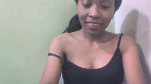 sandy735579 online show from 04/19/26, 08:57