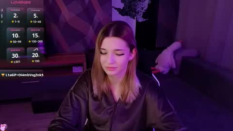 sandy_belle88 online show from 09/19/25, 07:58