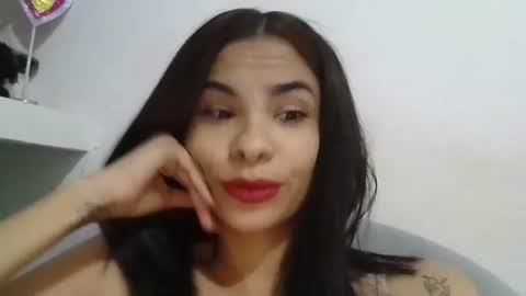 Snapshot of sandycrus112021 chatting on 12/10/24, 10:47 sandycrus112021 online show from 12/10/24, 10:47