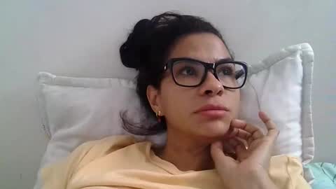 Snapshot of sandycrus112021 chatting on 02/24/25, 04:04 sandycrus112021 online show from 02/24/25, 04:04