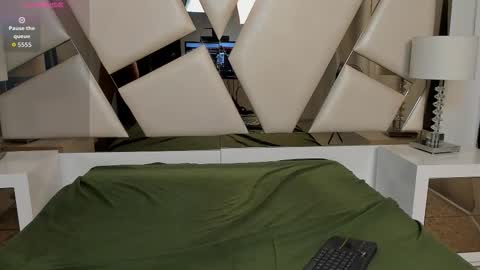 Snapshot of sandyhouston chatting on 02/08/26, 01:58 Sandy Houston online show from 02/08/26, 01:58