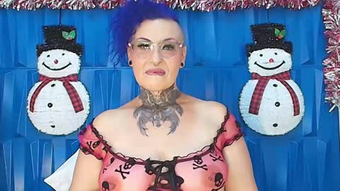Snapshot of sandyrosee_ chatting on 12/11/24, 05:37 Sandy Rose online show from 12/11/24, 05:37