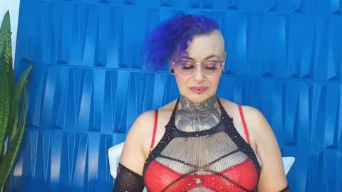 Snapshot of sandyrosee_ chatting on 01/02/25, 06:34 Sandy Rose online show from 01/02/25, 06:34