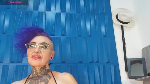 Snapshot of sandyrosee_ chatting on 01/30/25, 10:19 Sandy Rose online show from 01/30/25, 10:19