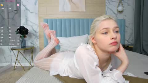 Sandy online show from 02/02/26, 05:39