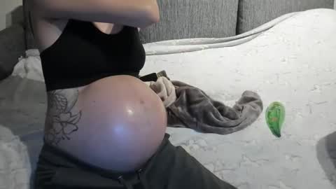 Sandy online show from 12/12/24, 04:53