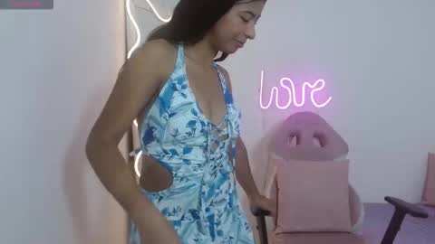 sandyy_tay online show from 10/26/25, 11:27