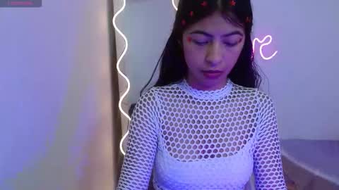 sandyy_tay online show from 10/29/25, 11:23