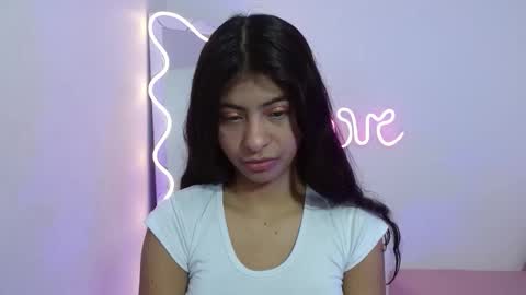 sandyy_tay online show from 11/19/25, 11:21