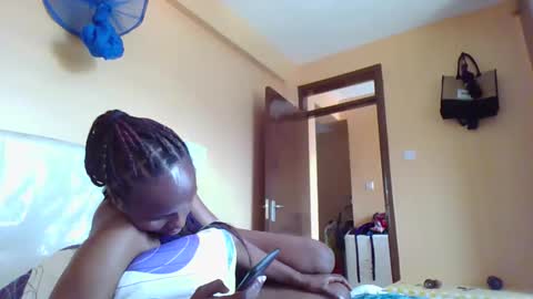 santalicious online show from 04/20/26, 09:01