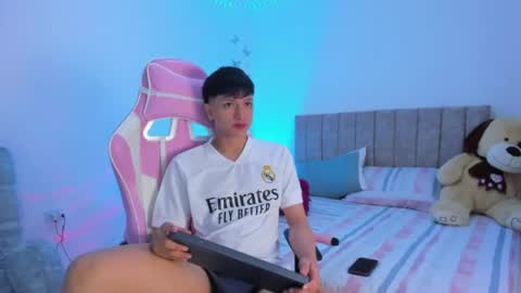 santi online show from 04/21/26, 11:16