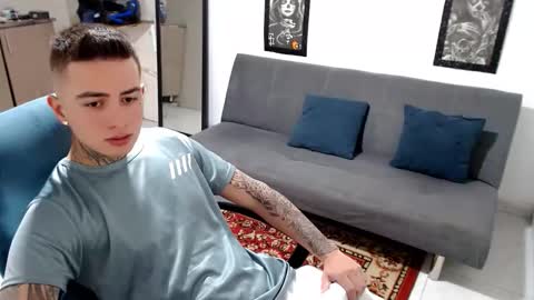 Snapshot of santi_ss chatting on 11/07/25, 02:17 santi_ss online show from 11/07/25, 02:17