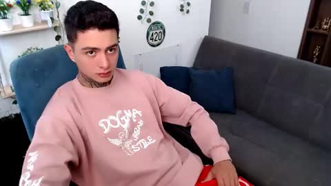 Snapshot of santi_ss chatting on 03/11/26, 03:18 santi_ss online show from 03/11/26, 03:18