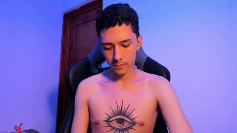 Snapshot of santi_twink19 chatting on 02/10/25, 05:03 santi_twink19 online show from 02/10/25, 05:03