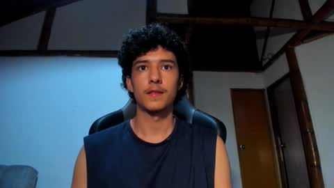 santi_twink19 online show from 02/28/26, 05:08