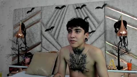 SantiAbader online show from 11/05/25, 03:28