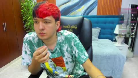 SANTIAGO  online show from 04/05/26, 10:51