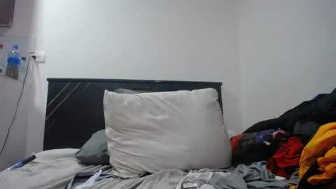 Snapshot of santiagoxxxtreme_ chatting on 12/30/24, 05:15 Santiago online show from 12/30/24, 05:15