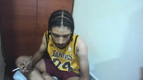 Snapshot of santiagoxxxtreme_ chatting on 12/30/24, 07:21 Santiago online show from 12/30/24, 07:21