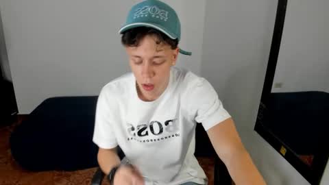 Julius Novachrono  online show from 01/18/26, 05:00