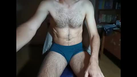 Snapshot of santifun33 chatting on 09/27/25, 05:23 Santiago online show from 09/27/25, 05:23