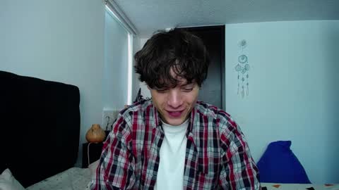 Santii online show from 12/20/24, 03:42