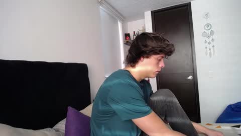 Santii online show from 02/09/25, 01:03