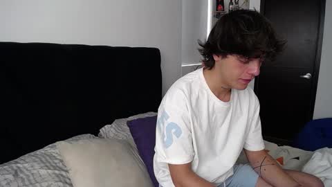 Santii online show from 02/16/25, 04:53