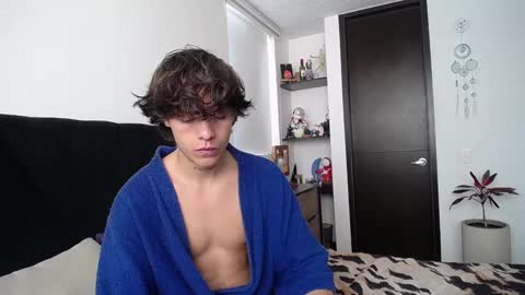 Santii online show from 03/11/25, 04:07