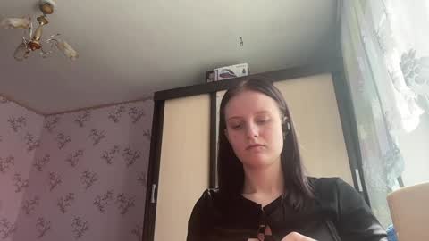 Sofia online show from 04/17/26, 09:23