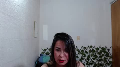 Snapshot of santos_tania1 chatting on 06/24/26, 08:52 tania online show from 06/24/26, 08:52