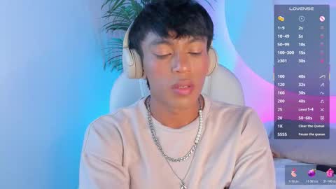 Santii online show from 10/23/25, 11:14