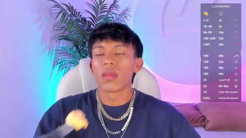 Santii online show from 10/27/25, 10:03