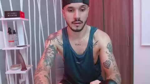 Snapshot of santti_torres chatting on 12/05/25, 04:43 Santy Torres online show from 12/05/25, 04:43