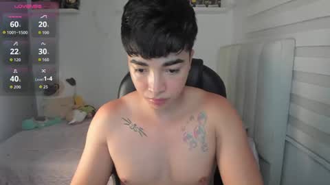 Snapshot of santy7u7 chatting on 07/14/26, 01:50 Mr. Santiago online show from 07/14/26, 01:50
