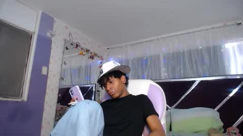 santy online show from 04/10/26, 04:33