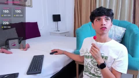 Snapshot of santy_carrington chatting on 12/11/24, 12:12 Santiago Carrington online show from 12/11/24, 12:12