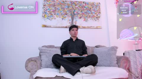 Santiago Carrington online show from 04/02/26, 07:55