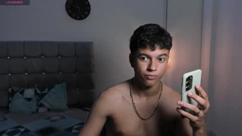 santy_stump online show from 11/22/25, 09:47