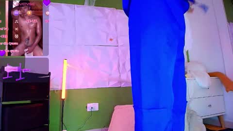 Santyago online show from 10/30/25, 08:42