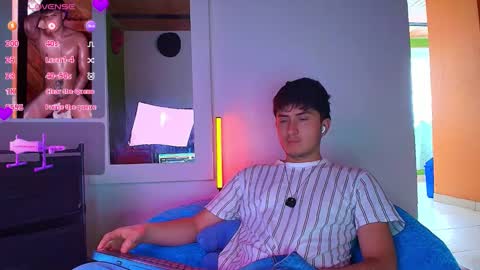 Santyago online show from 11/11/25, 07:58