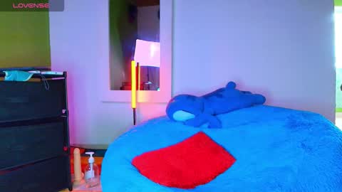 Santyago online show from 11/20/25, 07:13