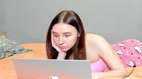 Snapshot of santythousand chatting on 12/03/25, 02:15 santythousand online show from 12/03/25, 02:15