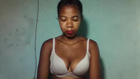 sanyah0123 online show from 01/08/26, 02:25