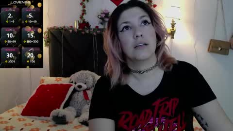 sanyaseraphine0 online show from 04/22/26, 07:26